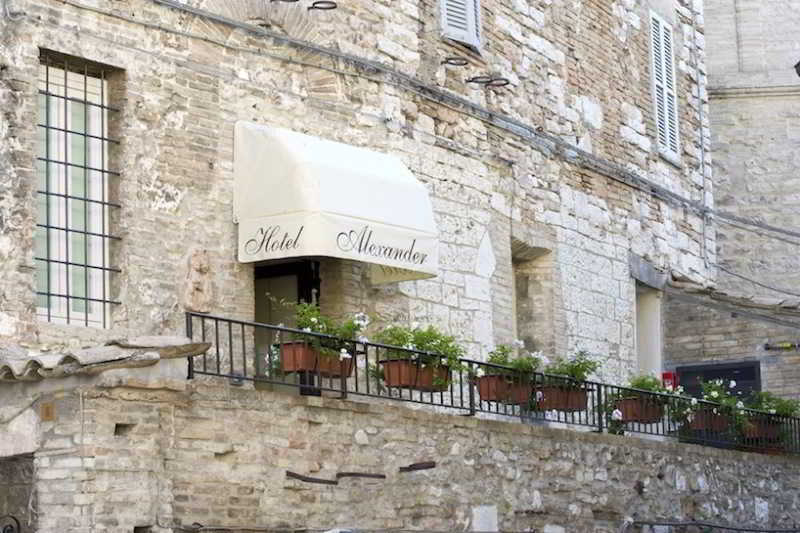 Hotel Alexander Assisi Exteriör bild